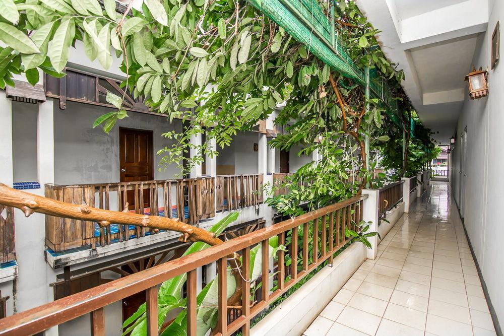 Sutus Court 3 Hotel Pattaya Exterior foto