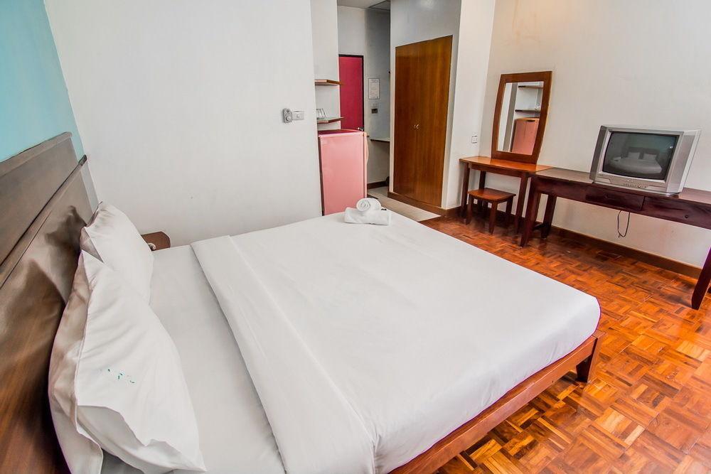 Sutus Court 3 Hotel Pattaya Exterior foto