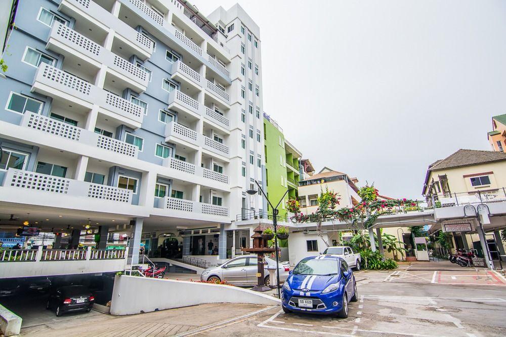 Sutus Court 3 Hotel Pattaya Exterior foto