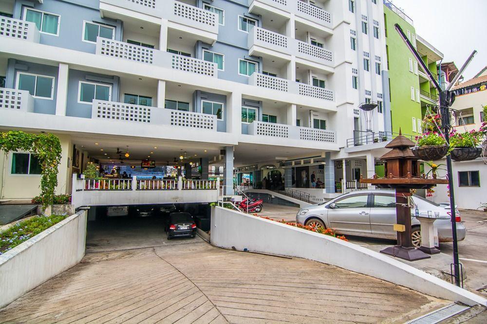 Sutus Court 3 Hotel Pattaya Exterior foto
